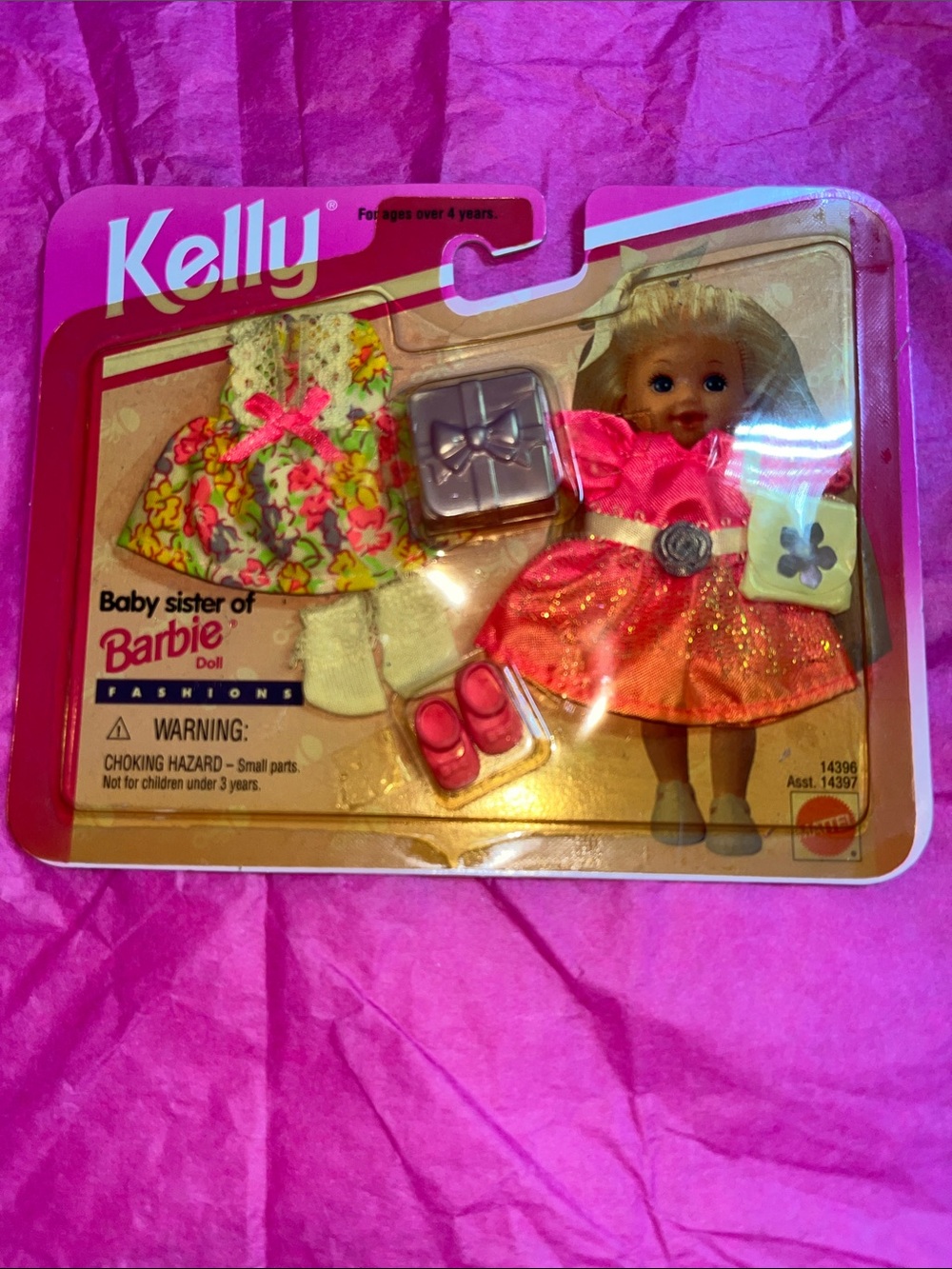 Mattel 1995 Barbie Kelly Fashions "My Fashion Wish List" set #14396 - sun disc